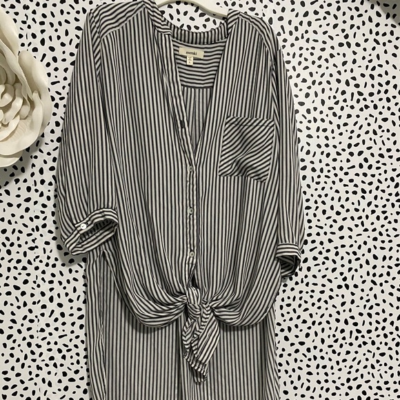 Silky causal striped top - Picture 1 of 2